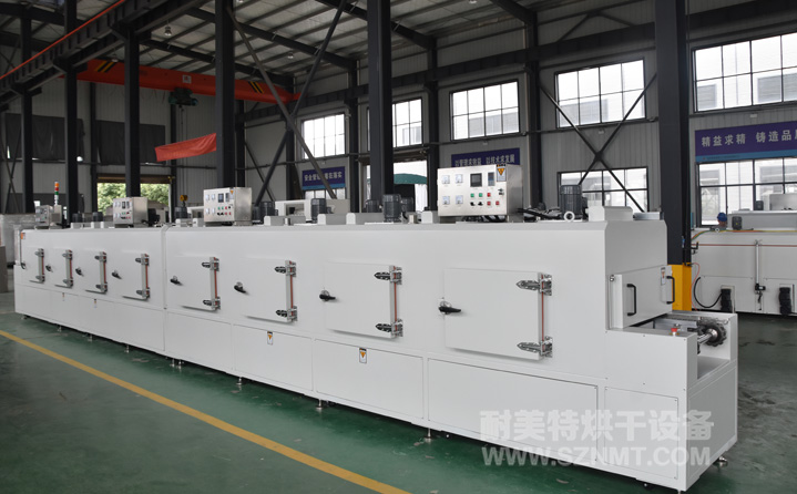 新能源汽車電池預(yù)熱固化隧道烘箱